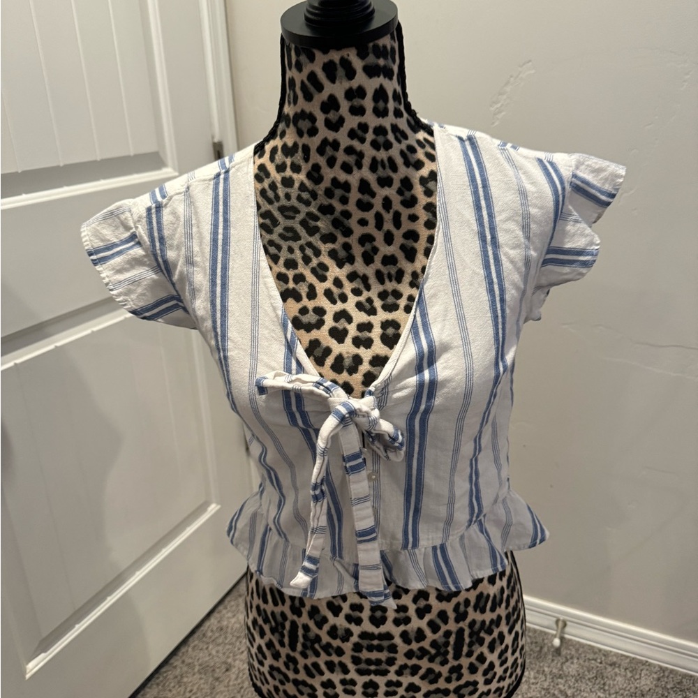 Ambercrombie & Fitch woman shirt